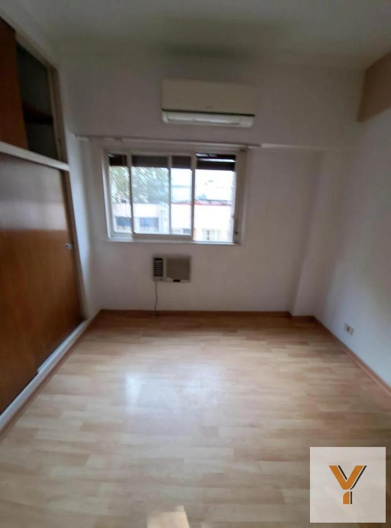 Departamento en Alquiler en Flores, $ 900.000