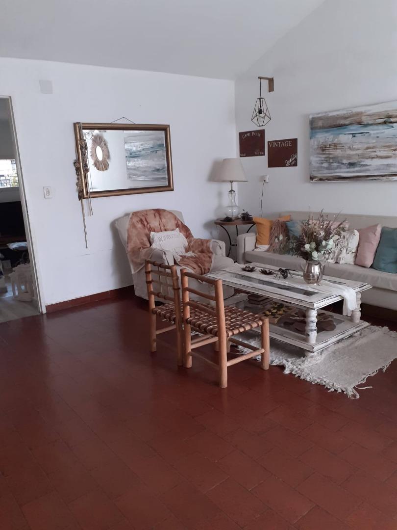 Departamento 5 ambientes con 3 baños