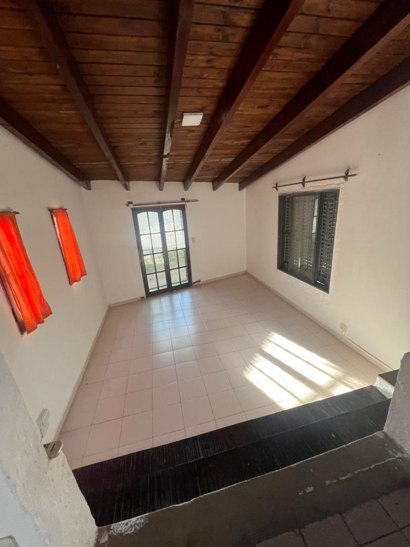 Casa en Alquiler en Cantegril, $ 850.000