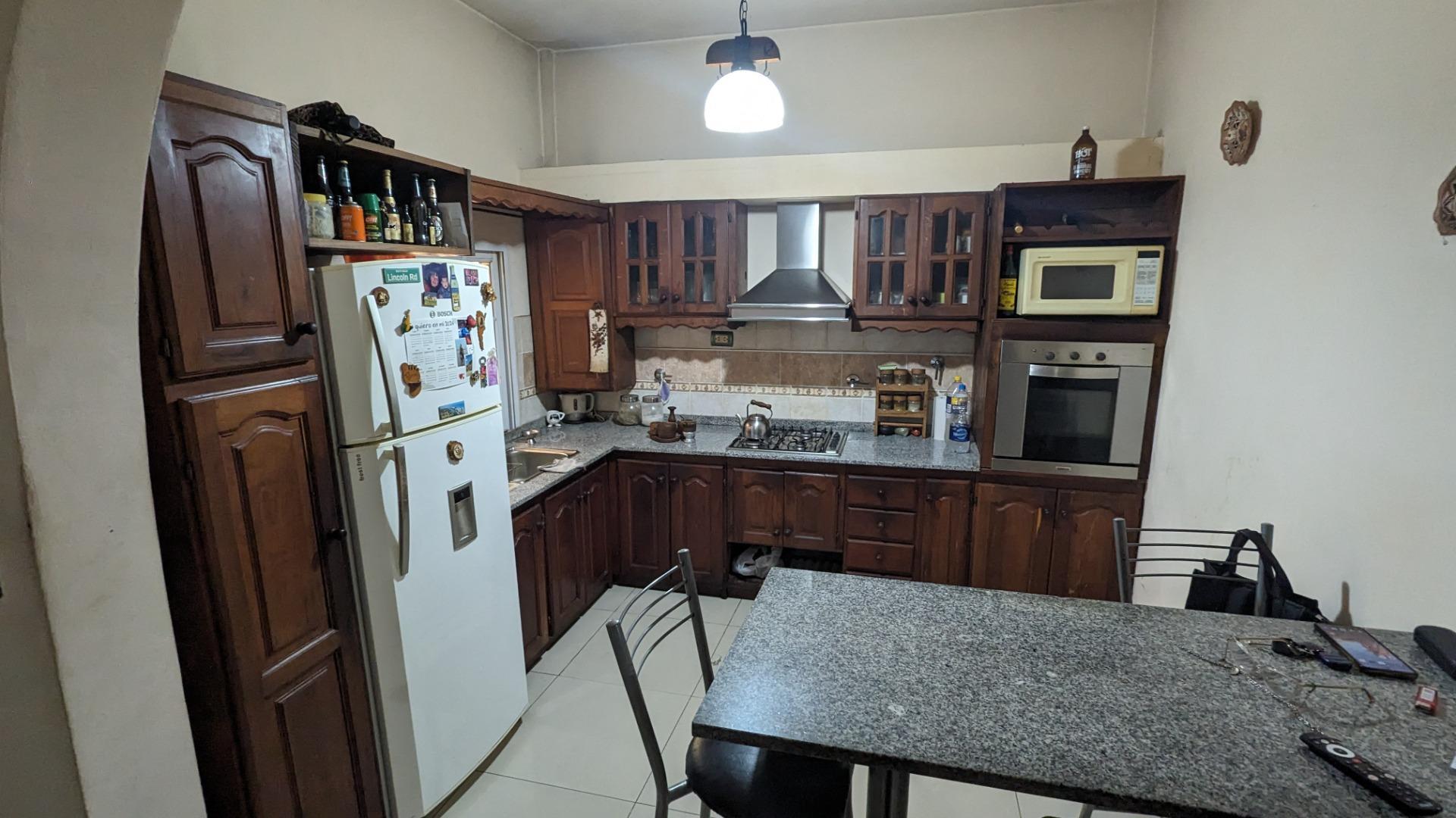 CASA TRES AMBIENTES AMPLIOS