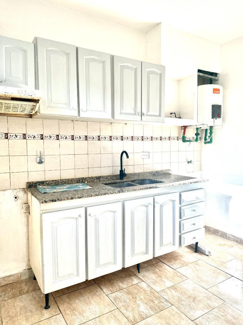 Departamento en Alquiler en Lomas de Zamora, $ 680.000