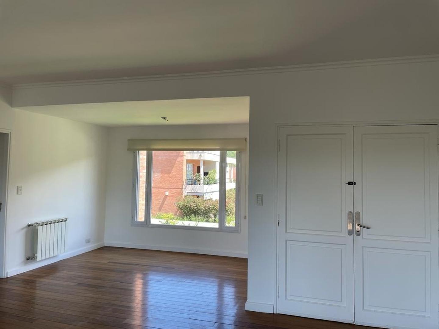 Departamento en Alquiler en Terrazas De San Lorenzo, USD 1.200