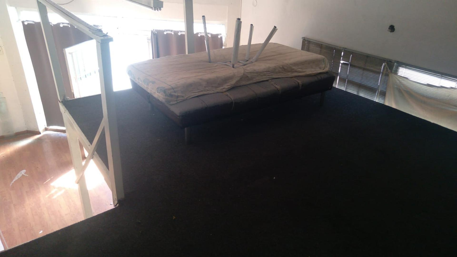 Av Rodriguez Peña Y Valentin Gomez 3900