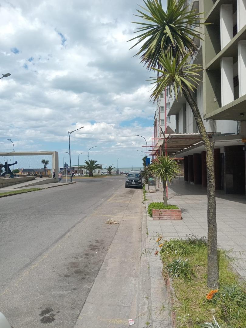 Diagonal Alberdi Sur 2336 , Piso 14