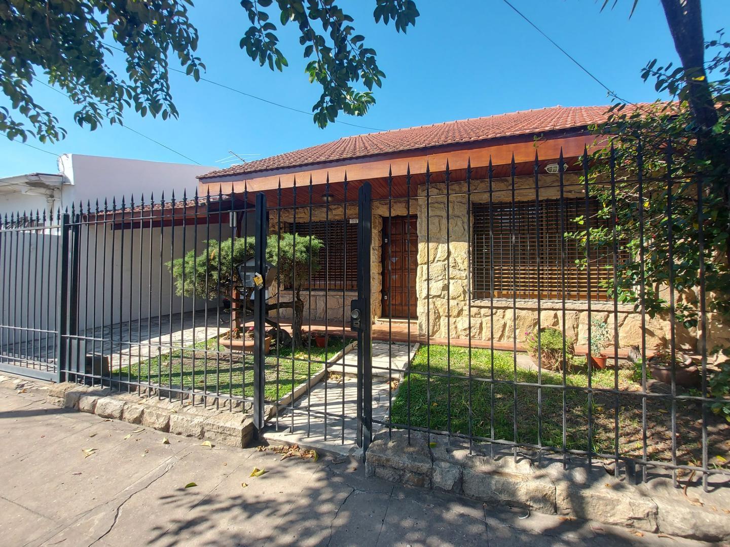 Casa 5 ambientes San Antonio de Padua