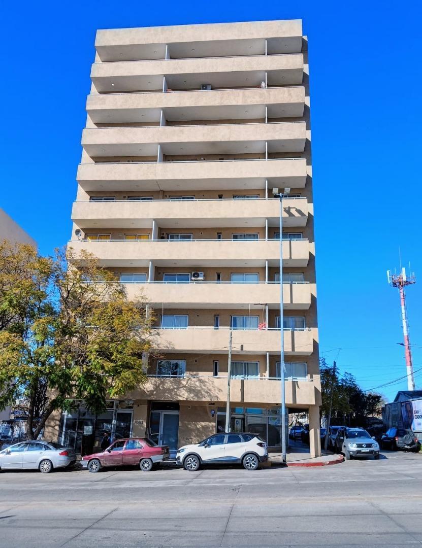 Av Pueyrredon 843 , Piso 1