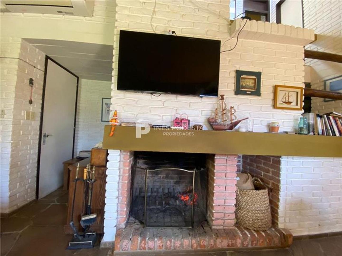 Próximo al Alboretum  Lussich