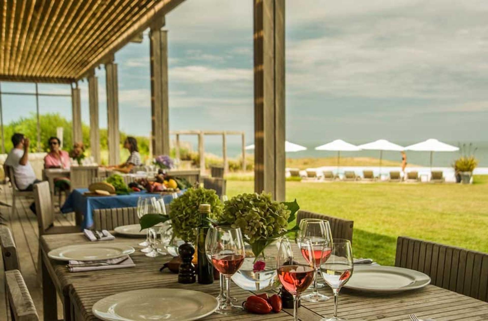 lote de 2170 m en San Ignacio , Laguna Garzon