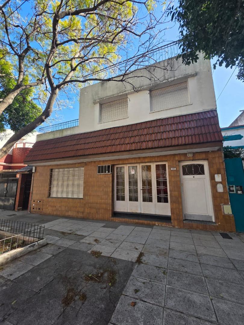 Ph contrafrente entrada independiente 2 y 1/2 amb patio