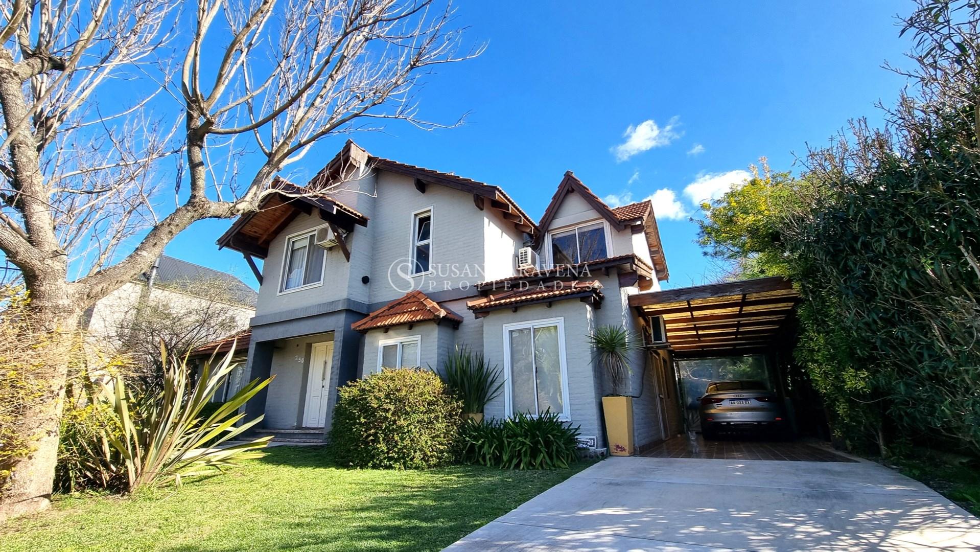 Casa en Venta en Acacias Blancas, USD 250.000