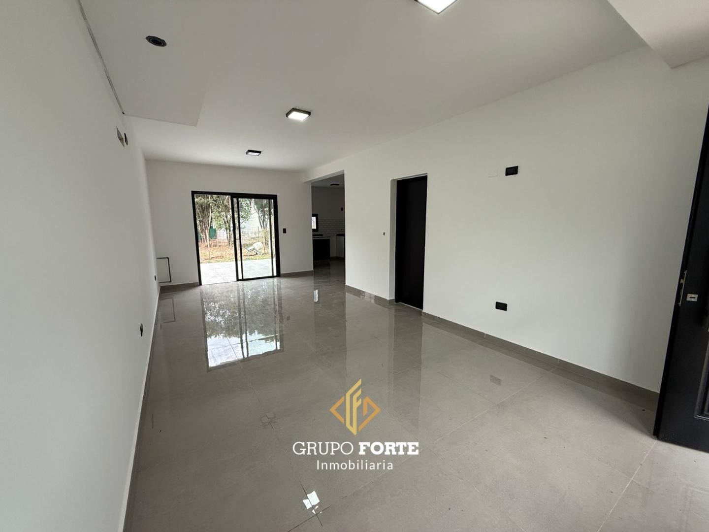 Casa 4 ambientes con 3 baños