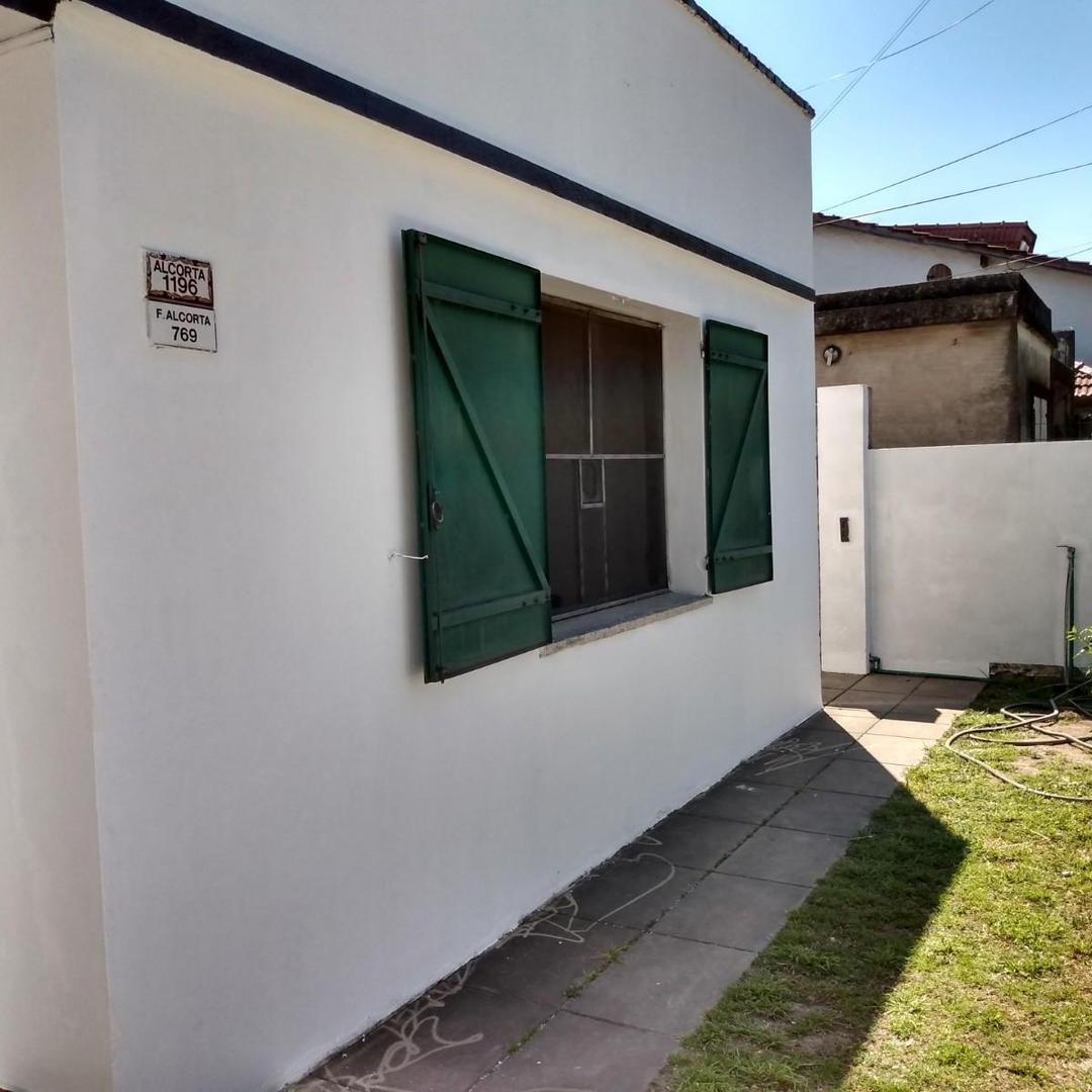Casa en Venta en Castelar Sur, USD 115.000