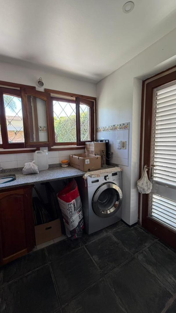 VENTA CHALET DOBLE LOTE ZONA MULTIFAMILIAR PADUA