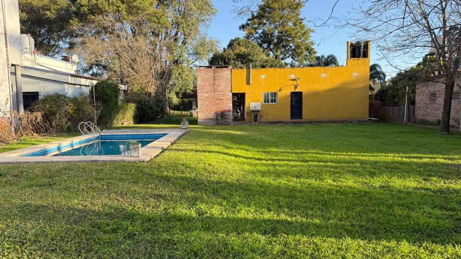 Casa 2 ambientes con 1 baño