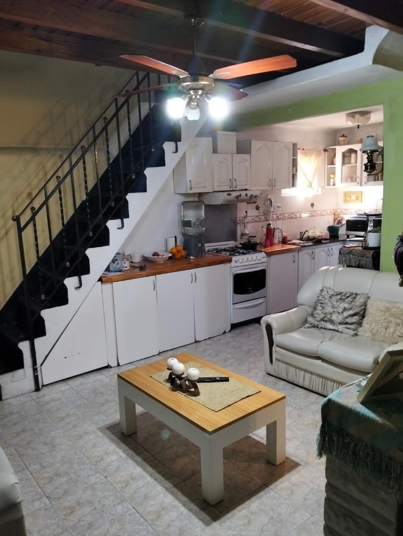 Depto Tipo Casa en Venta de 4 ambientes