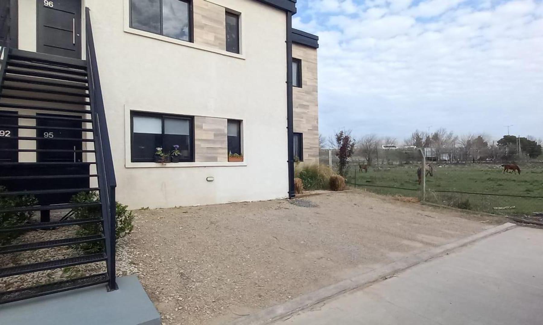 Cochera en  venta en cañada village II