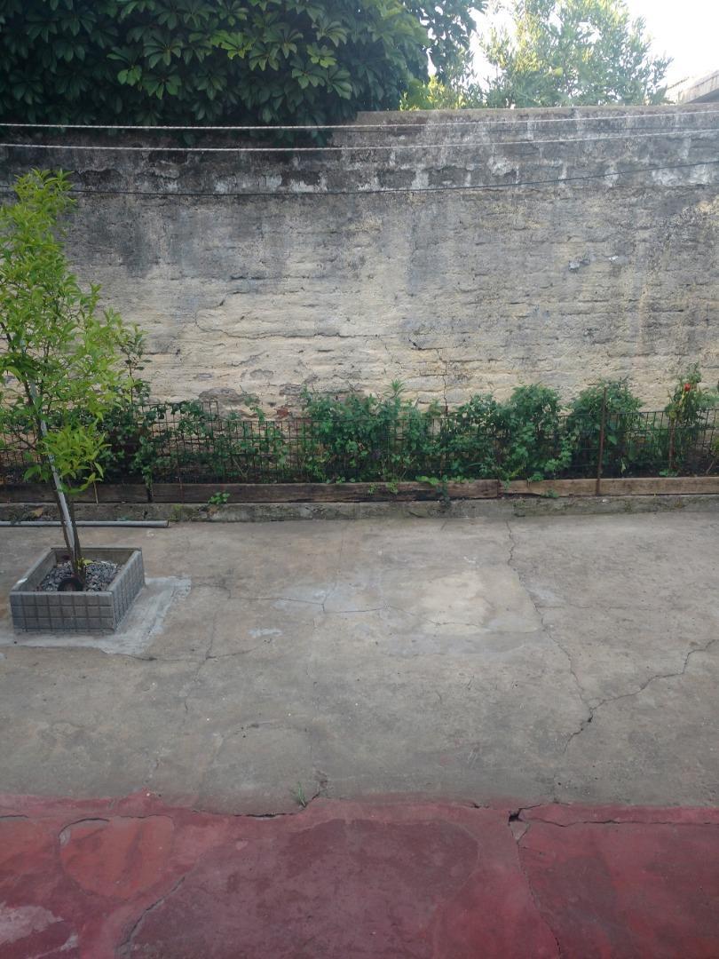 MORÓN SUR CASA AMERICANA PLANTA BAJA 3 AMBIENTES