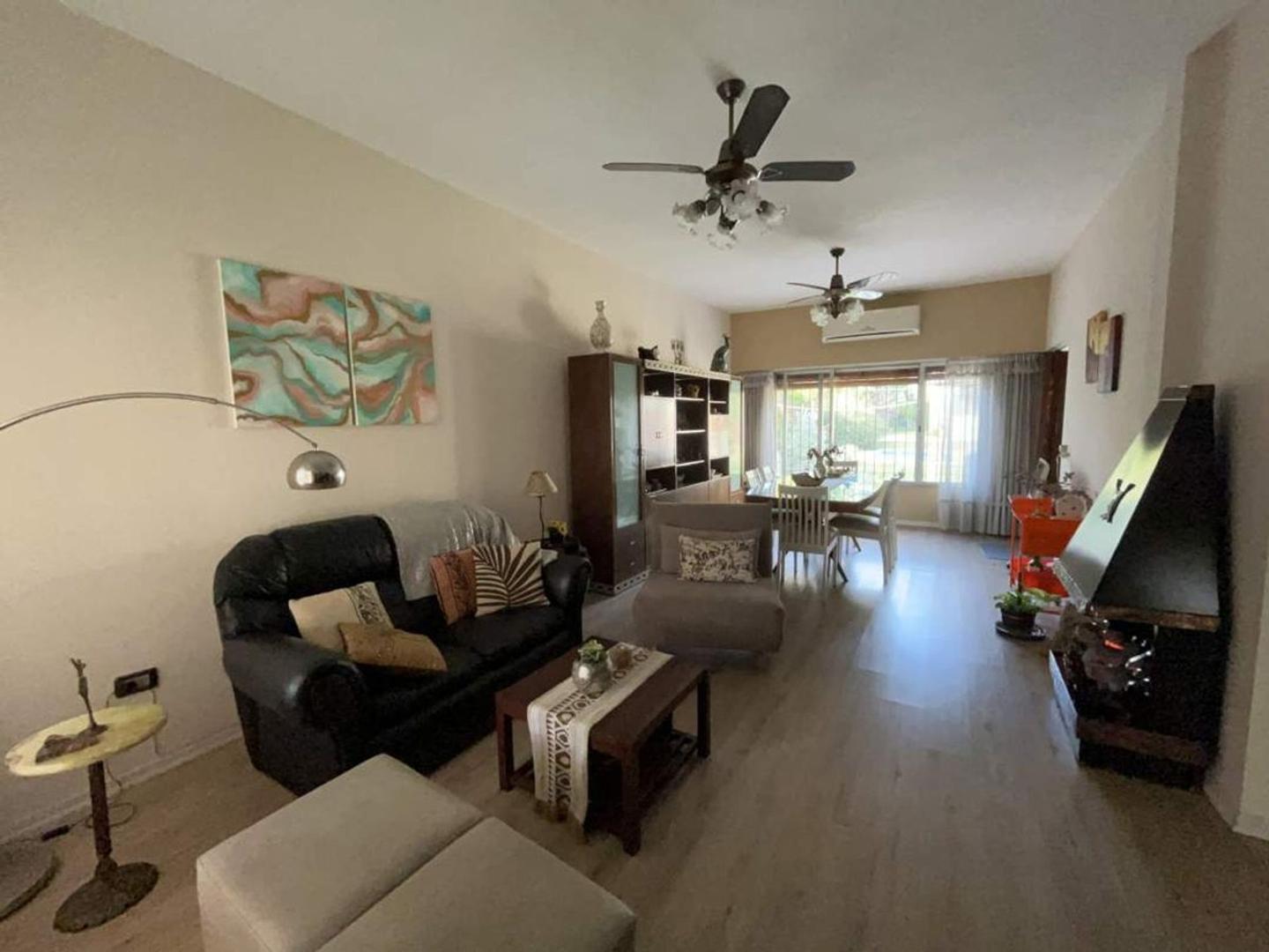 VENTA CASA 4 AMB MARTÍN CORONADO PILETA Y JARDÍN