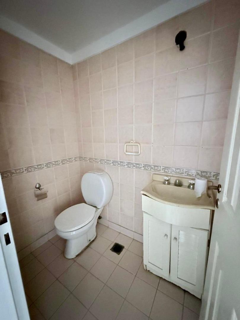 CASA INTERNA EN VENTA  