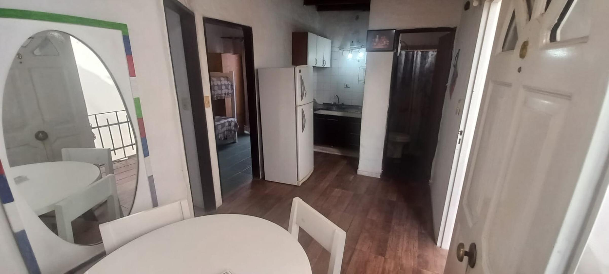 Honduras 5500, Piso 1