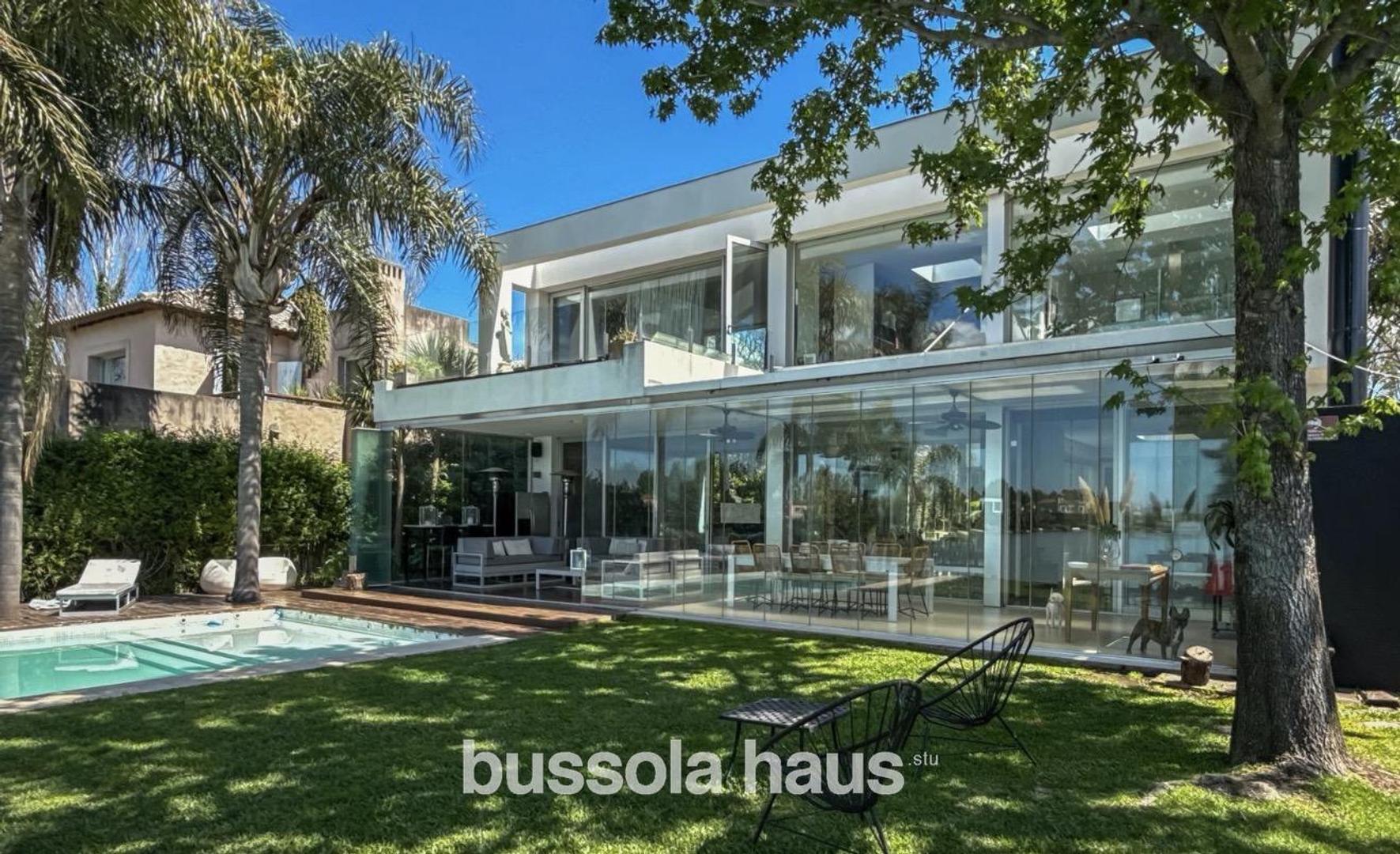 Casa en venta al lago en Santa Bárbara