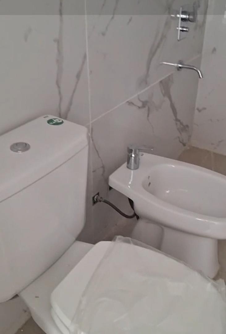 Departamento en Alquiler en Saravi Village, USD 600