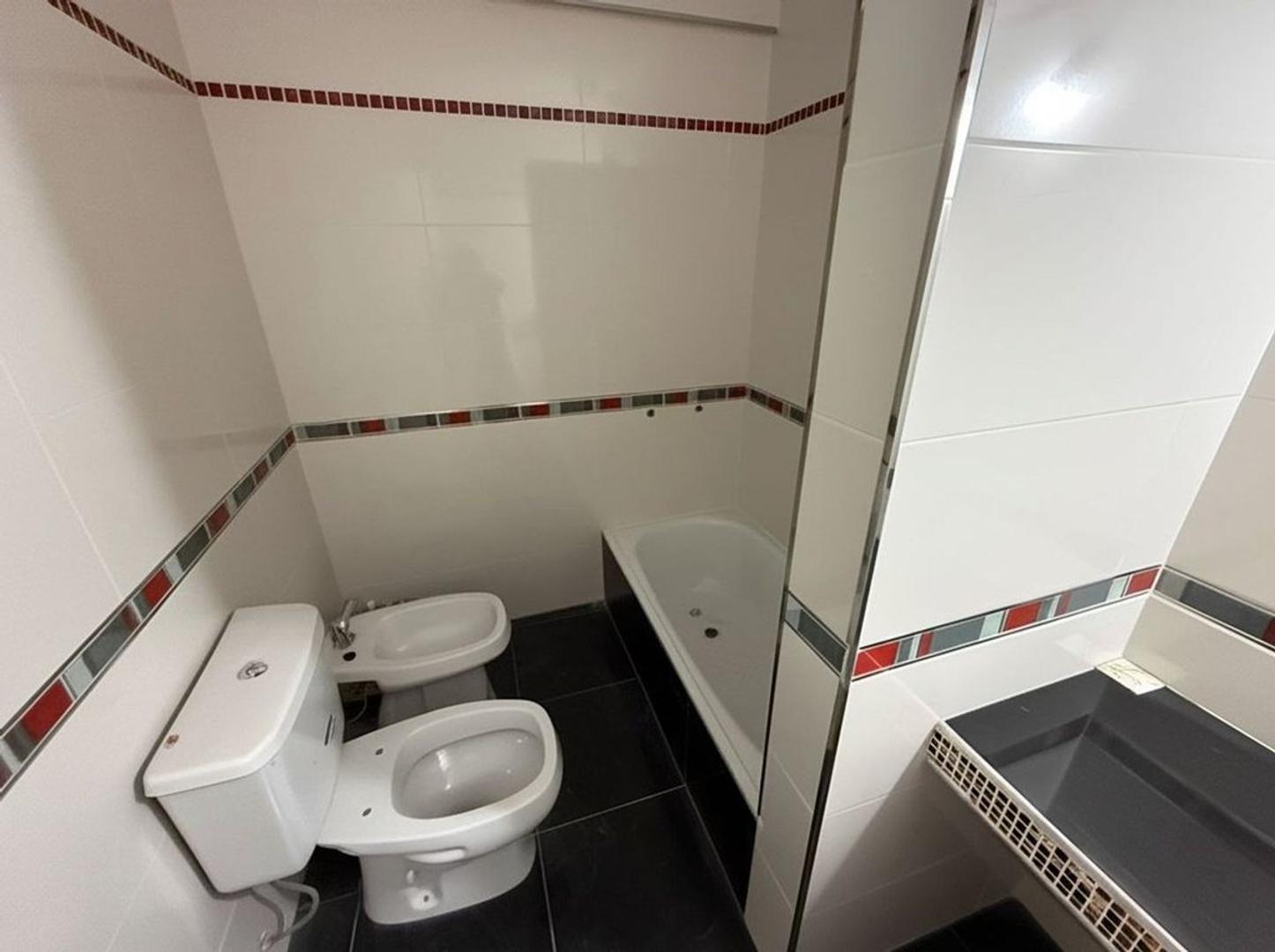 Casa en Venta en Quilmes, USD 79.000