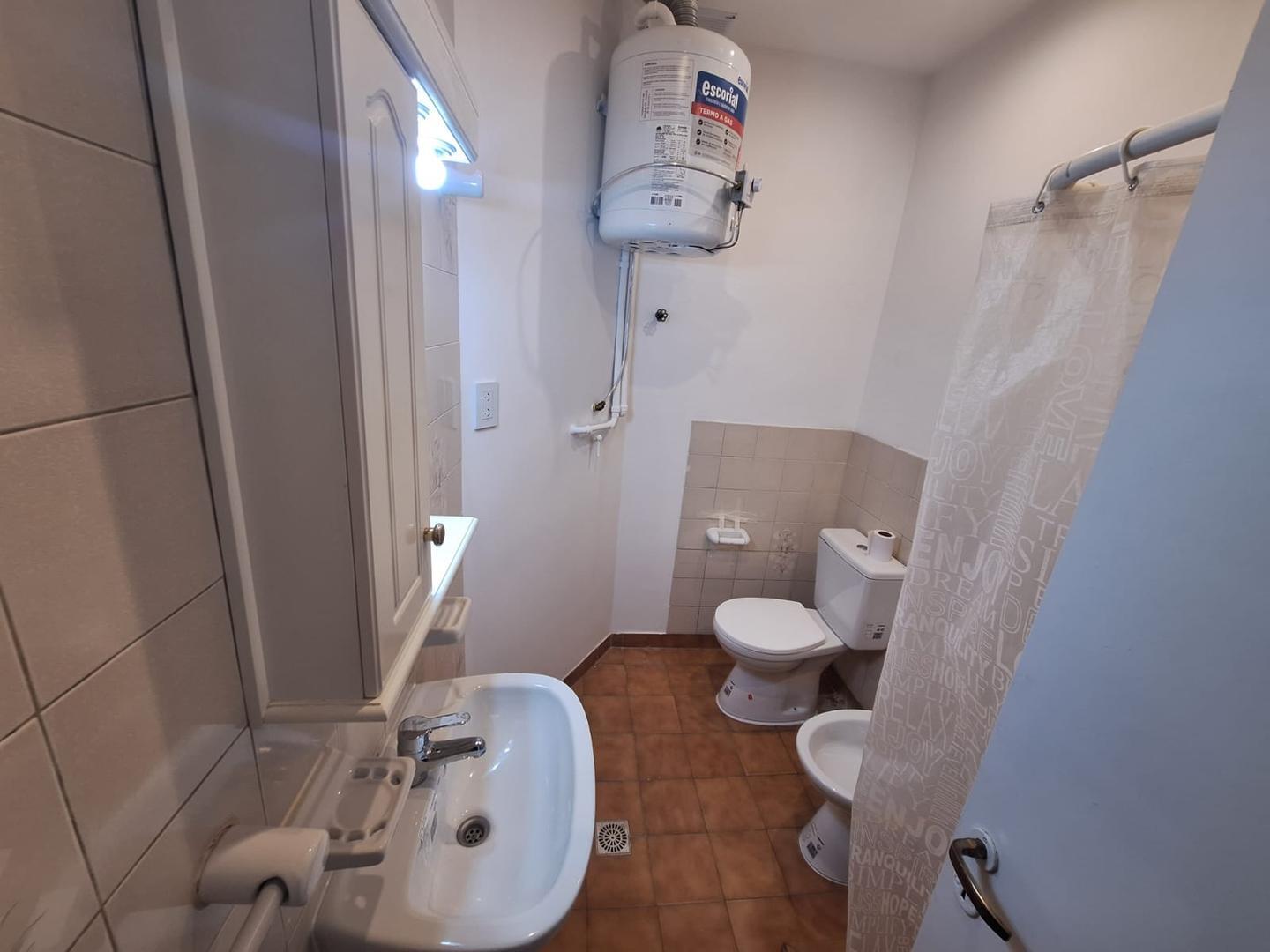 Departamento 2 ambientes con 1 baño