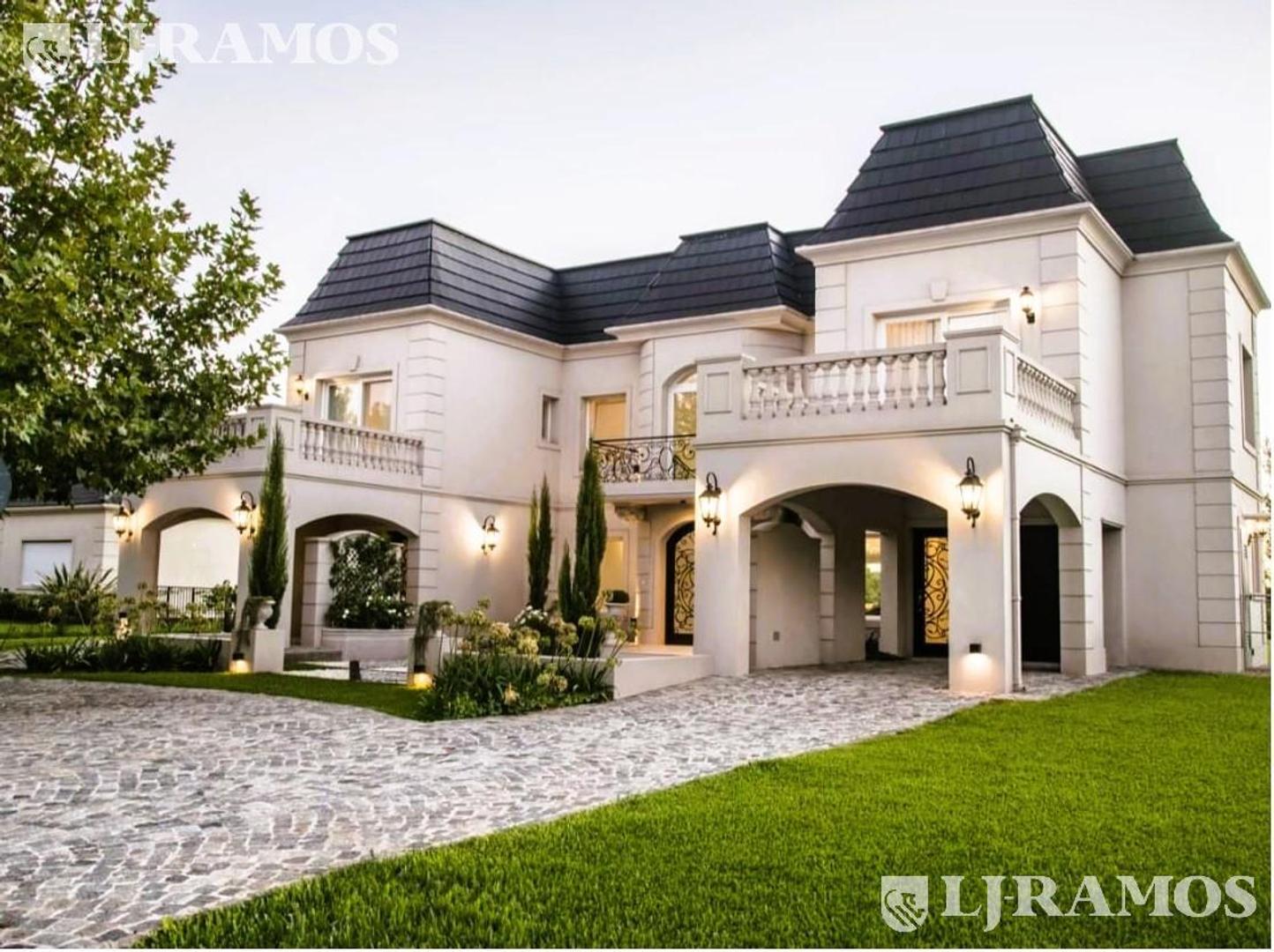 LOTE AL GOLF 2.100m². 4 DORMITORIOS.