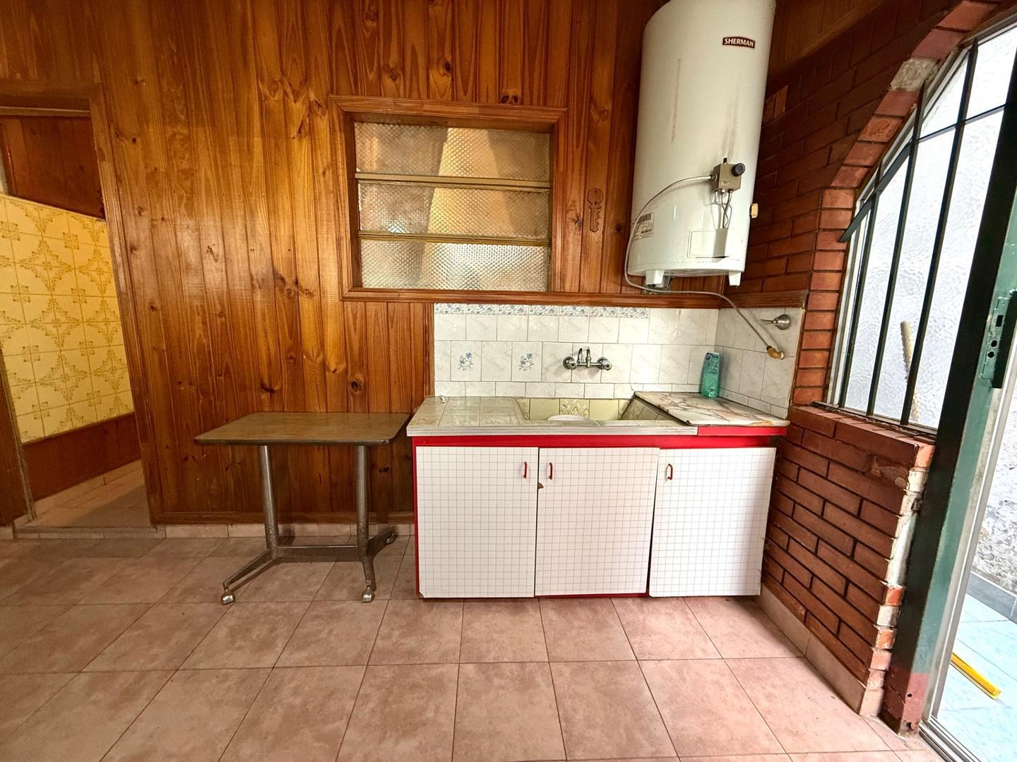 Santiago Del Estero 1445