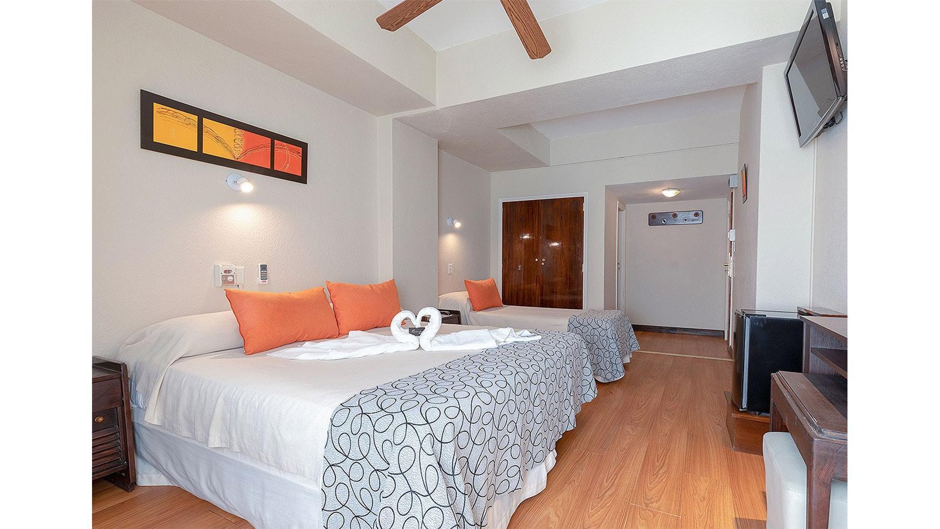 HOTEL 3 ESTRELLAS