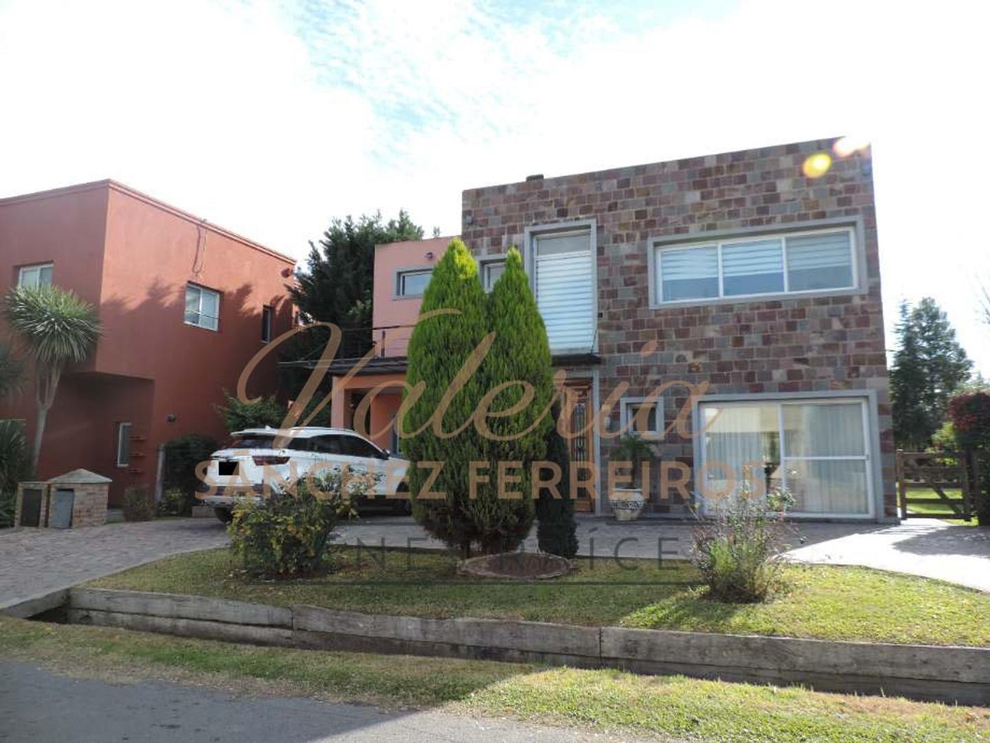 Casa a la venta en Altos De Hudson II