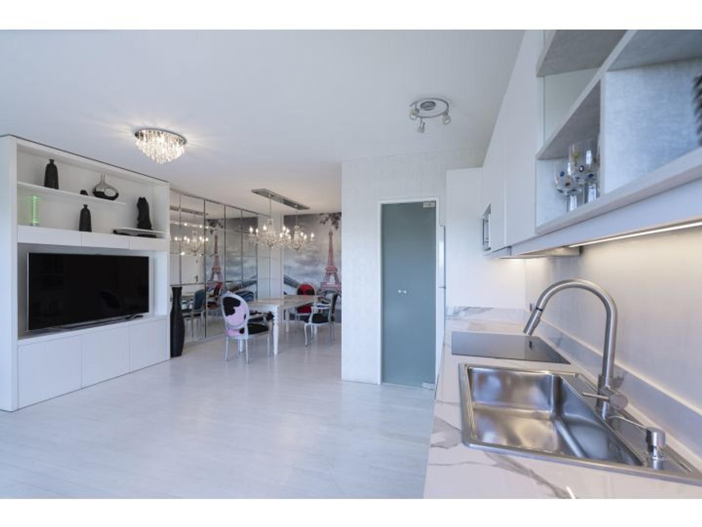 Husares 2255 , Piso 5