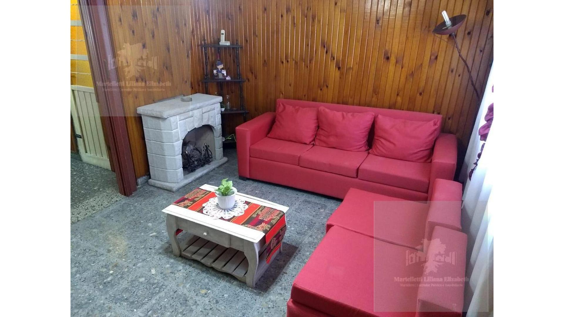 Casa 3 ambientes con 1 baño
