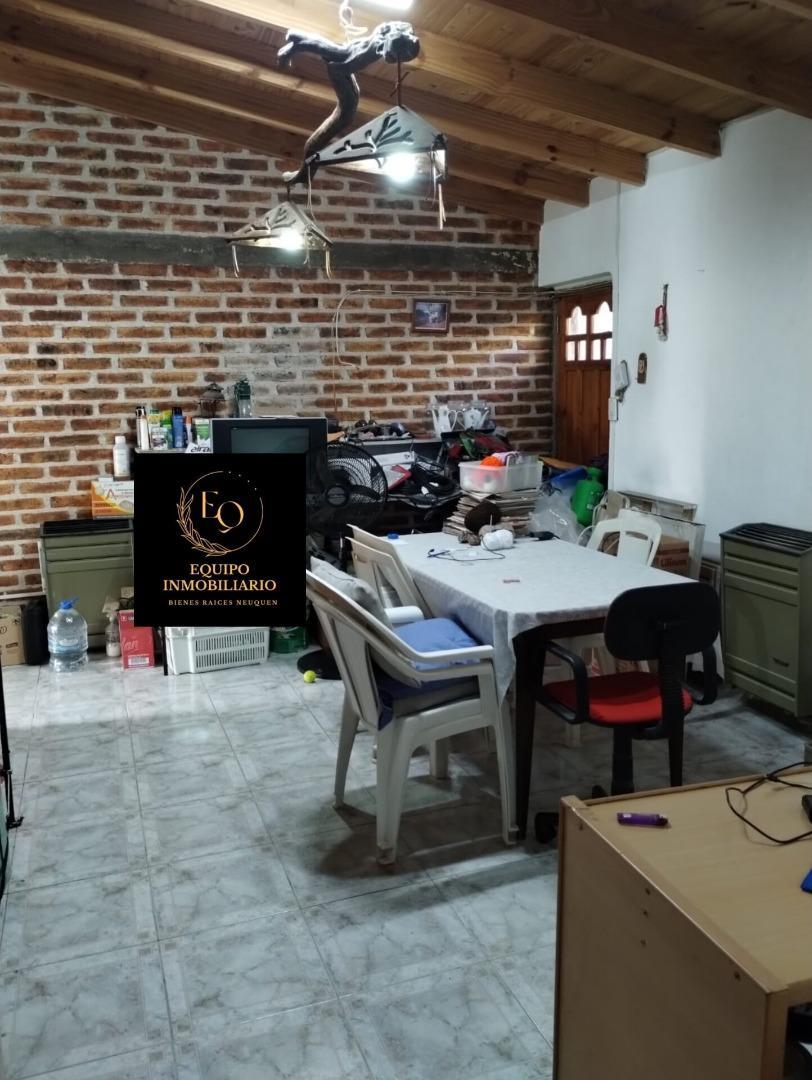 Casa 2 ambientes con 1 baño