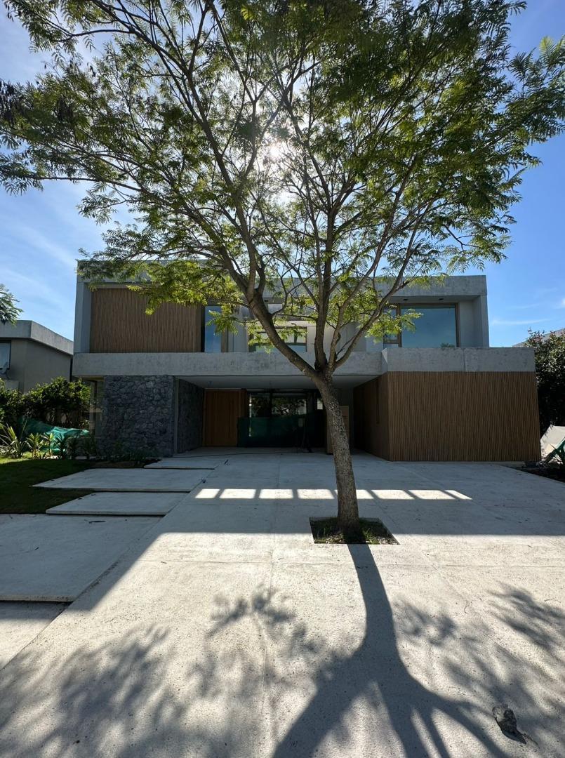 Casa en Venta en Nordelta Lagos del Golf, USD 2.100.000