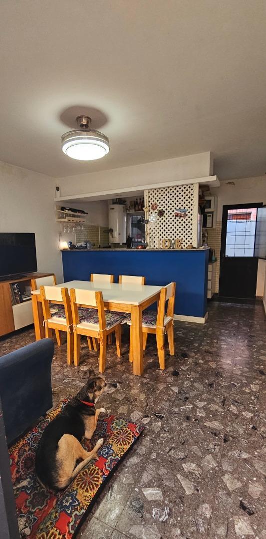 Caseros 2721 , Piso PB