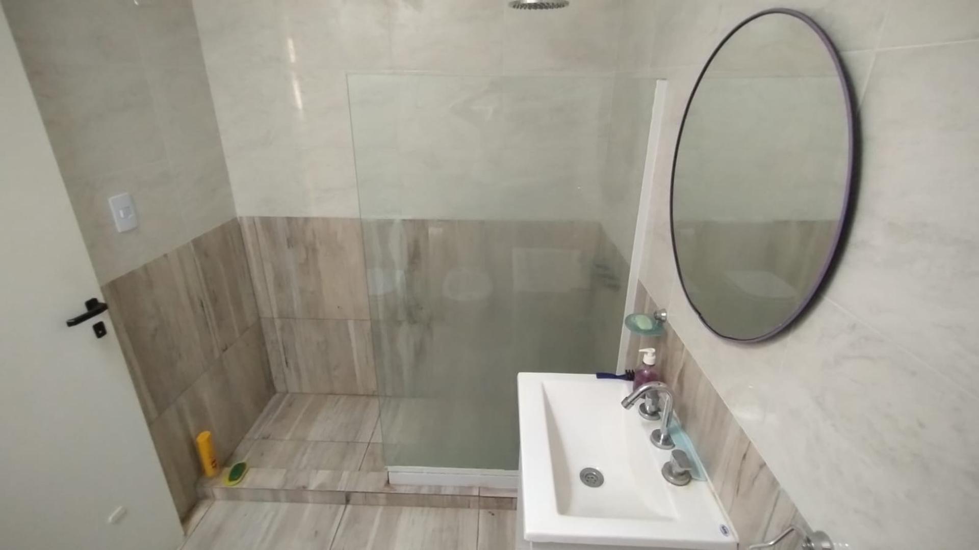 Casa en Venta en Barrio Norte 2, USD 76.000