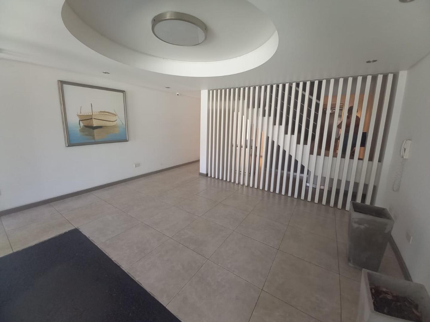 Lebensohn  141 , Piso PB