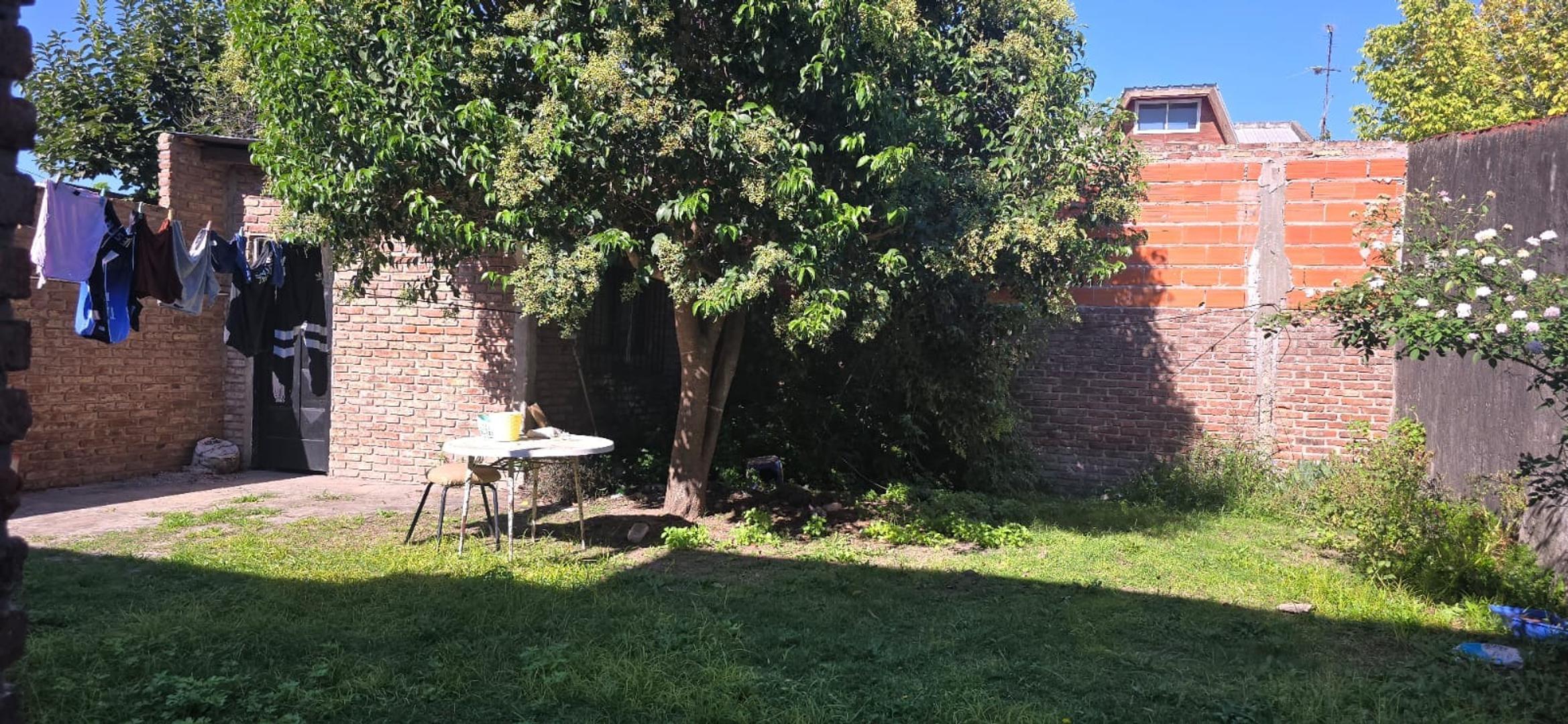 Depto Tipo Casa 4 ambientes con 1 baño