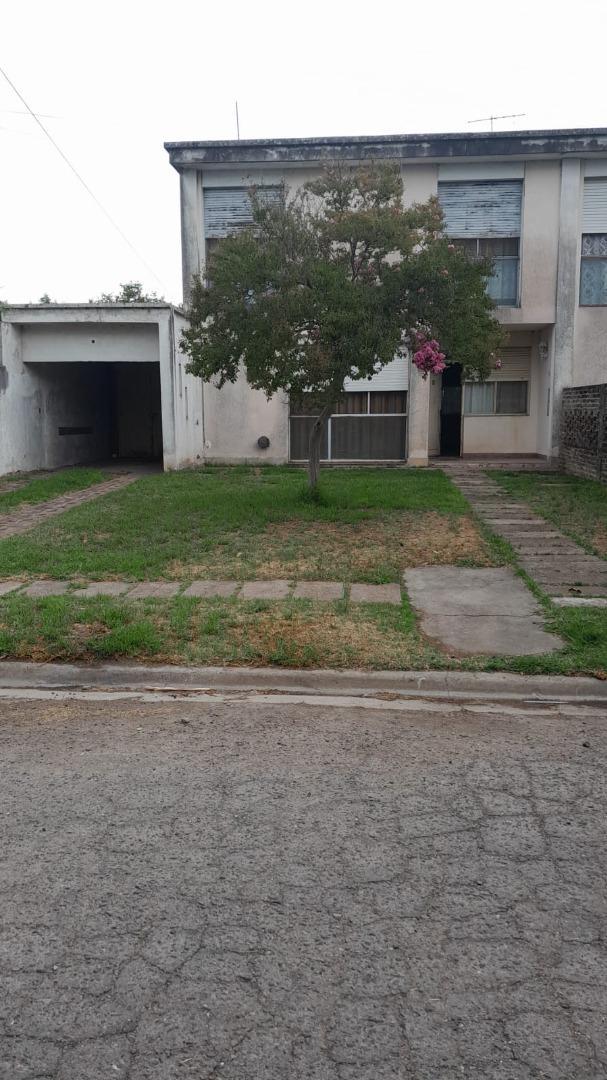 Depto Tipo Casa en Venta de 3 dormitorios