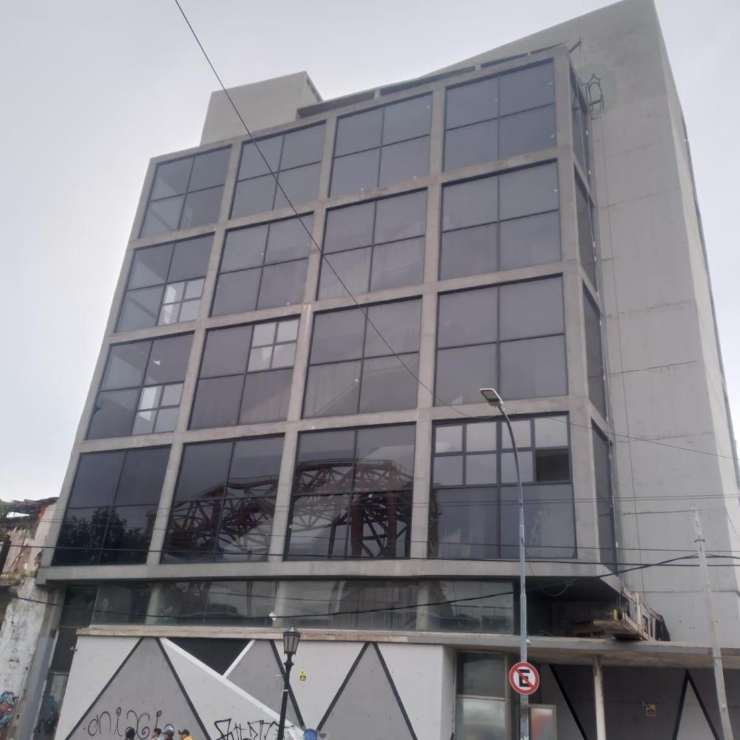 DISTRITO DE LAS ARTES- 1750 M2 LA BOCA - UNICO 