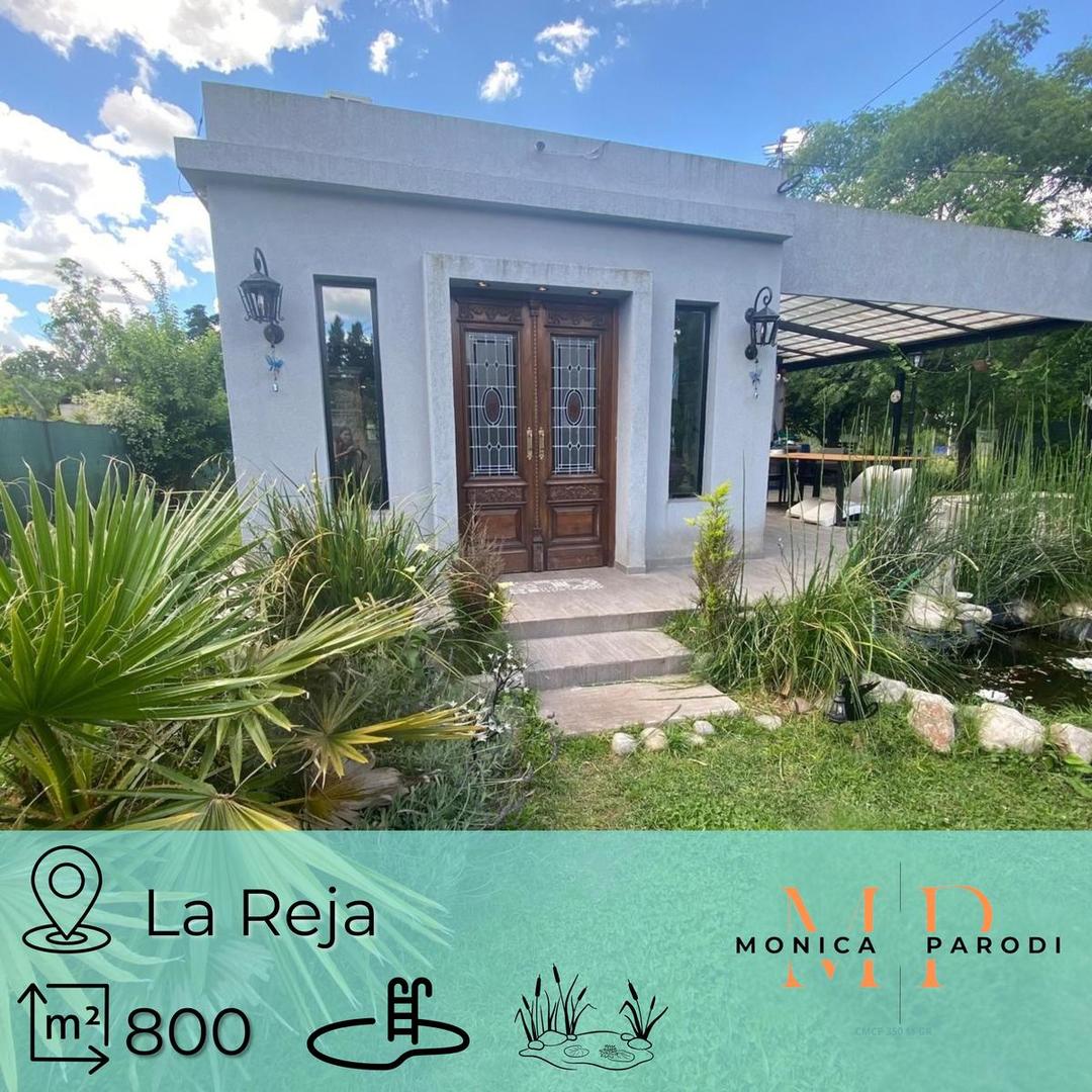 CASA EN VENTA EN BARRIO SEMICERRADO, LA REJA