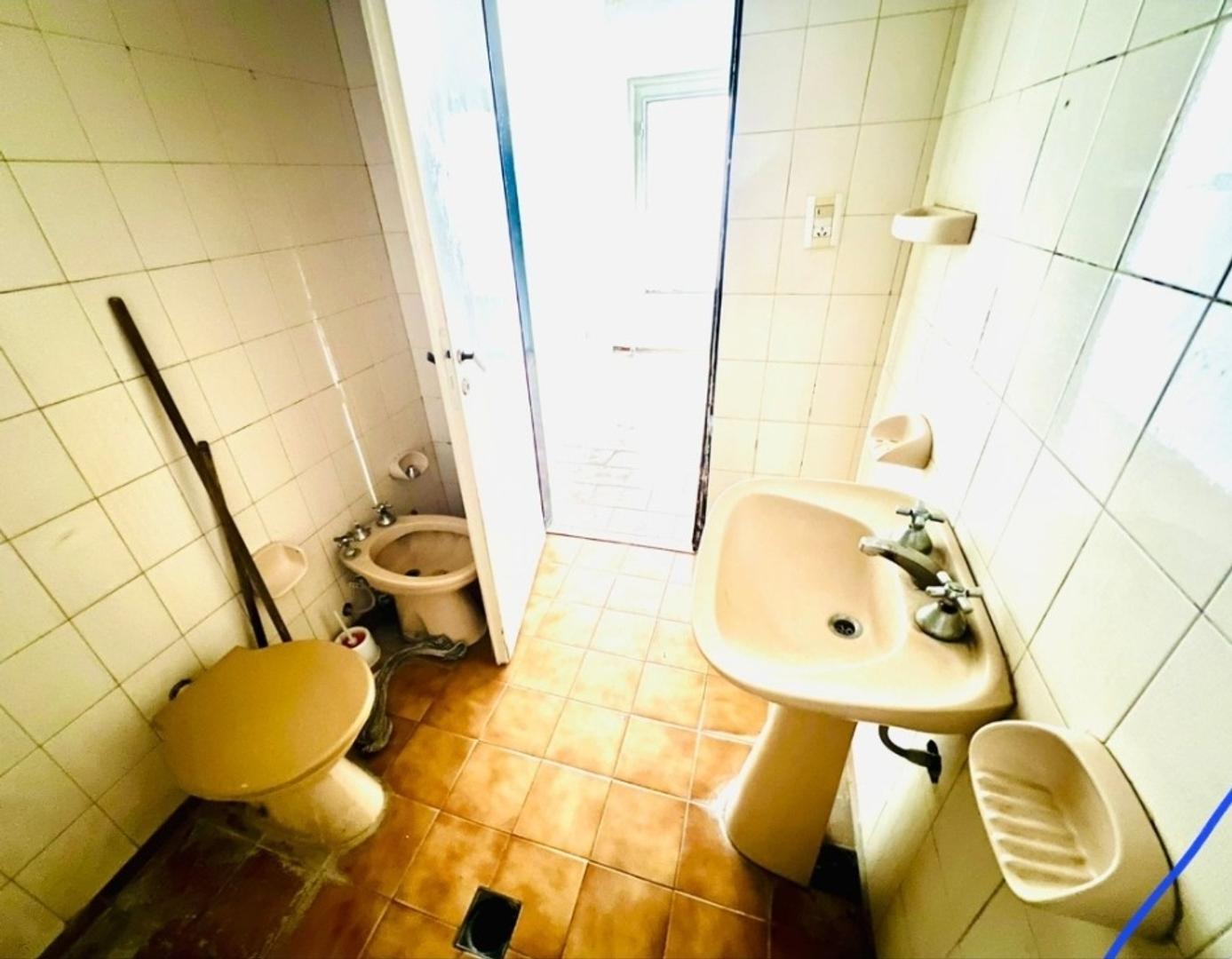 Alquiler casa 3 ambientes Berazategui  Centro