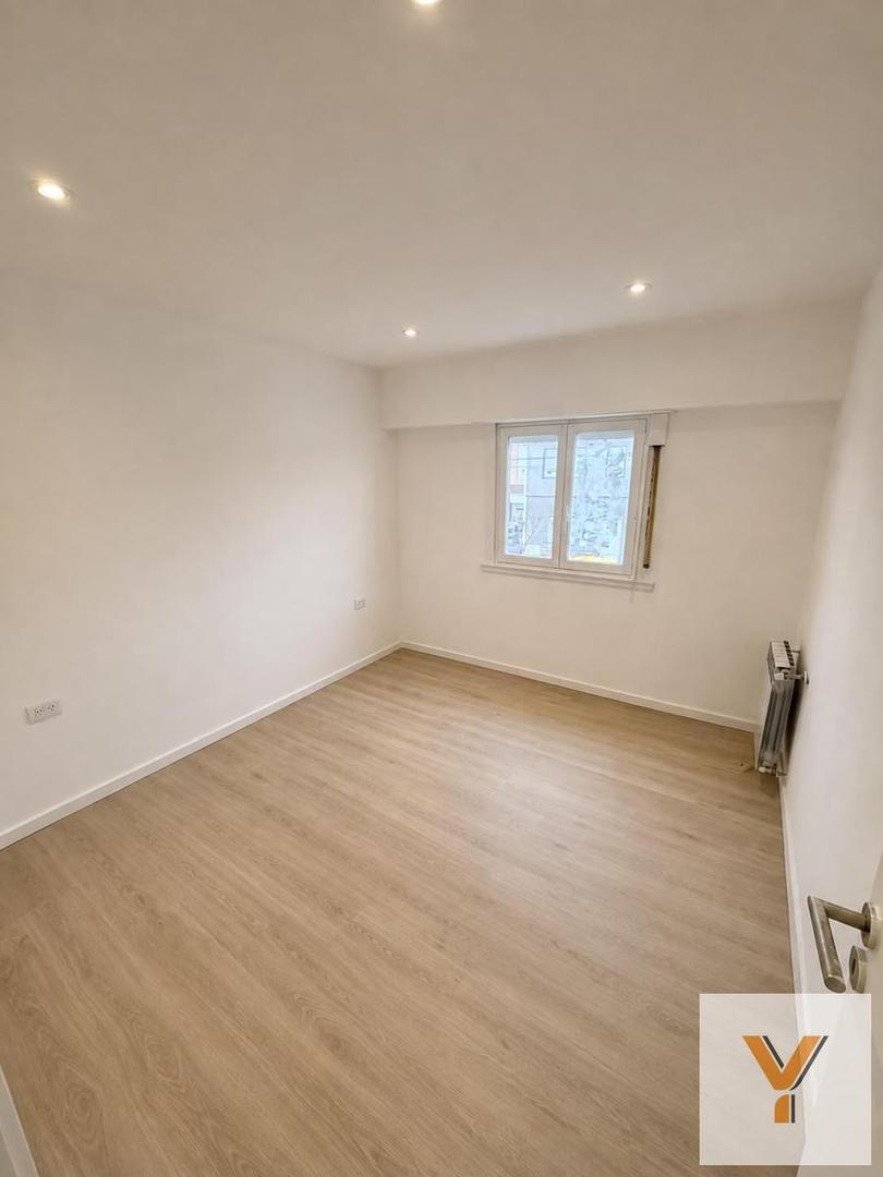 Depto Tipo Casa 3 ambientes con 2 baños