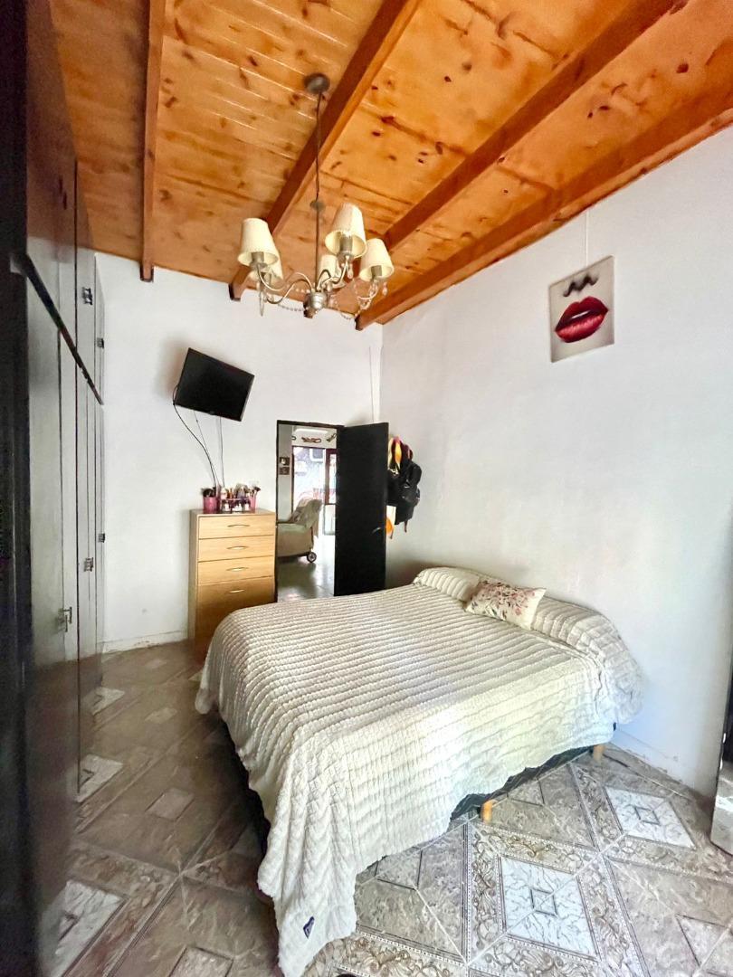 Depto Tipo Casa en Venta con 1 cocheras