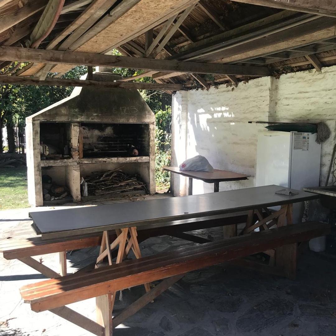 Casa 3 ambientes con 2 baños