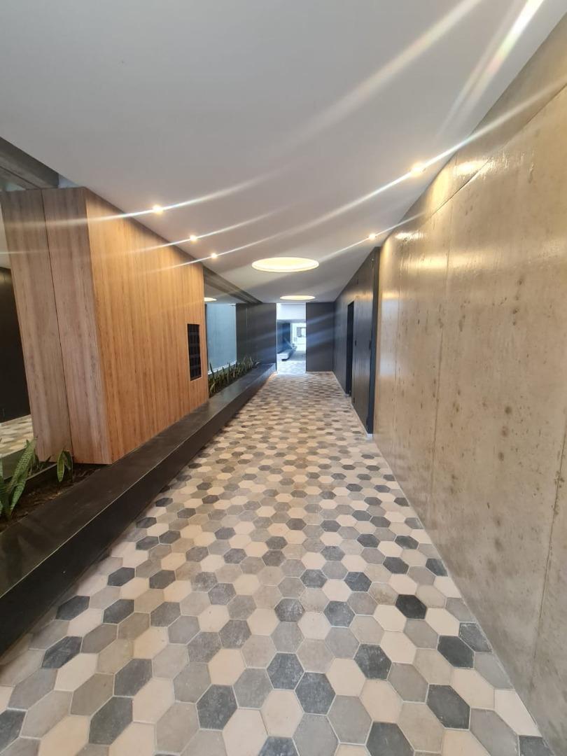 Moreno 1981 , Piso 3