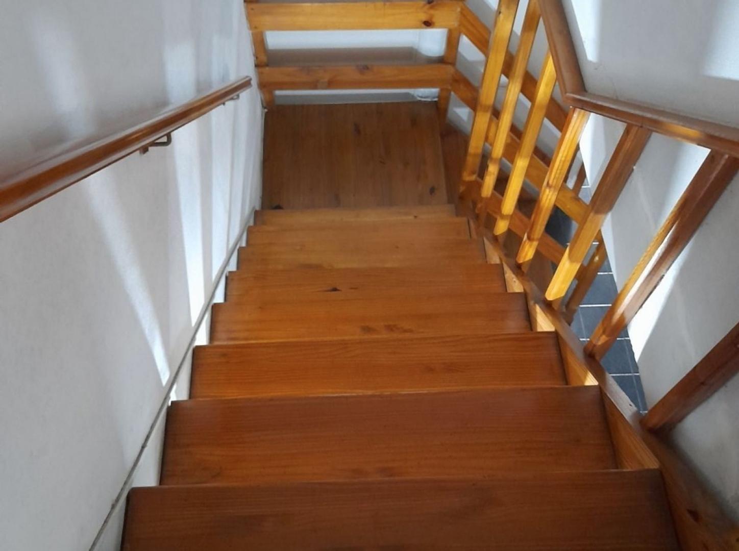 Depto Tipo Casa 4 ambientes con 2 baños