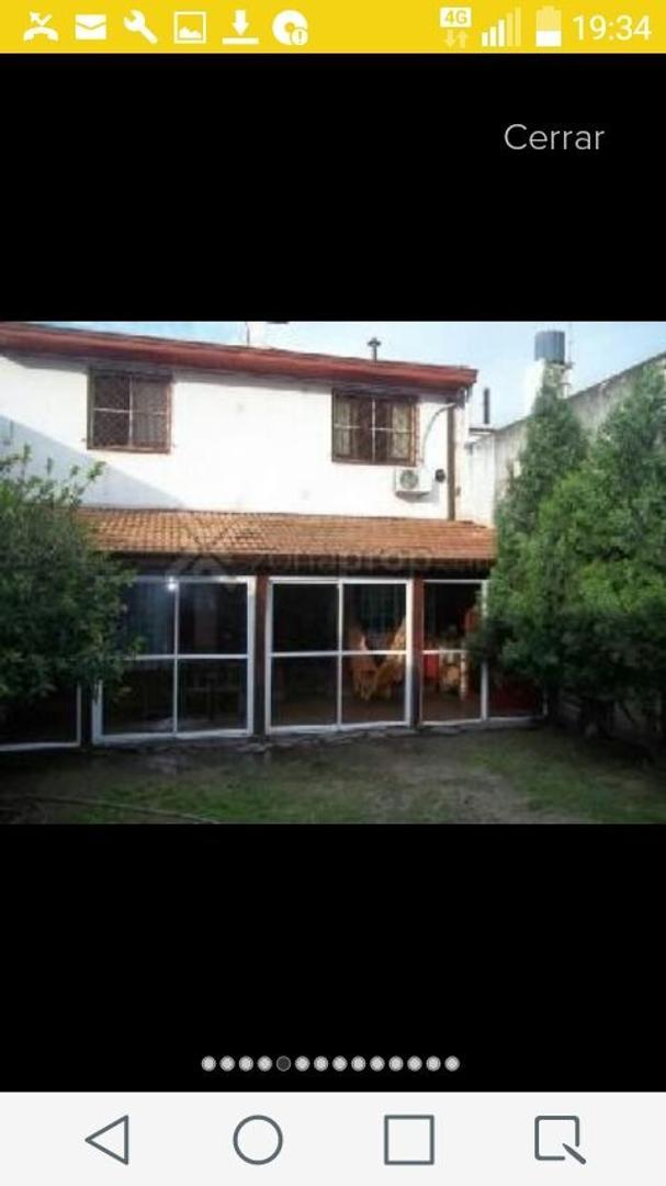 chalet en bernal - 3 dormitorios -  amplio garage